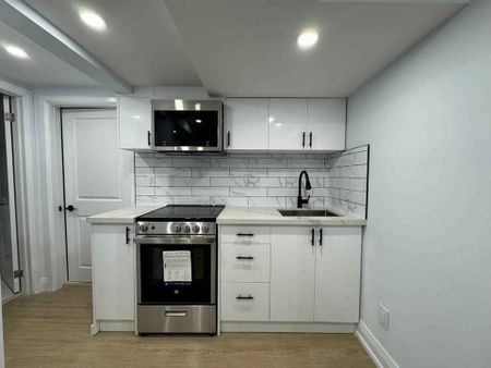 For Lease - 2401 Hemlock Court, Basement N/A, Burlington, Ontario - Photo 2