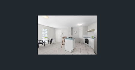 Beachside Apartment with Pool and Double Garage - Photo 3