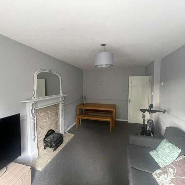 Fentham Court, Solihull, B92 - Photo 1