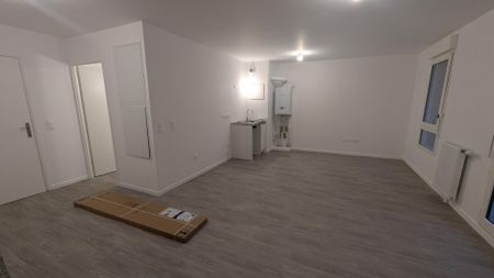 location Appartement T1 DE 35.22m² À VILLIERS LE BEL - Photo 2