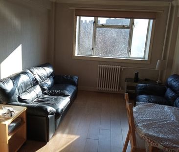 Room in a Shared Flat, Westfield Court, EH11 - Photo 2