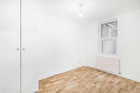 Fulham Palace Road, Hammersmith, London, W6 - Photo 3