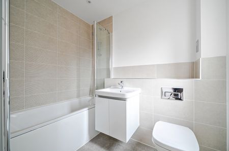 2 bedroom semi-detached house to rent - Photo 2