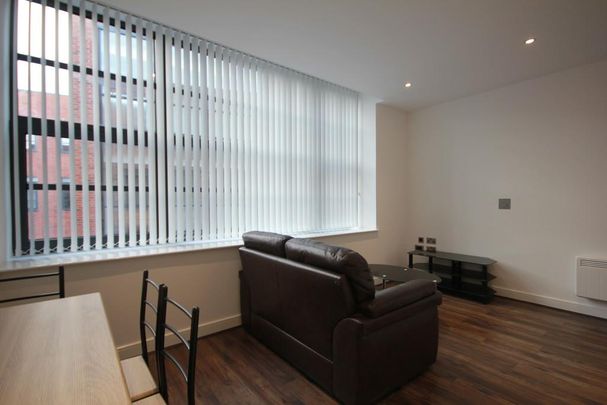 Studio to rent - Photo 1