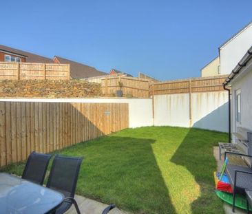 3 bedroom detached house to rent - Photo 2
