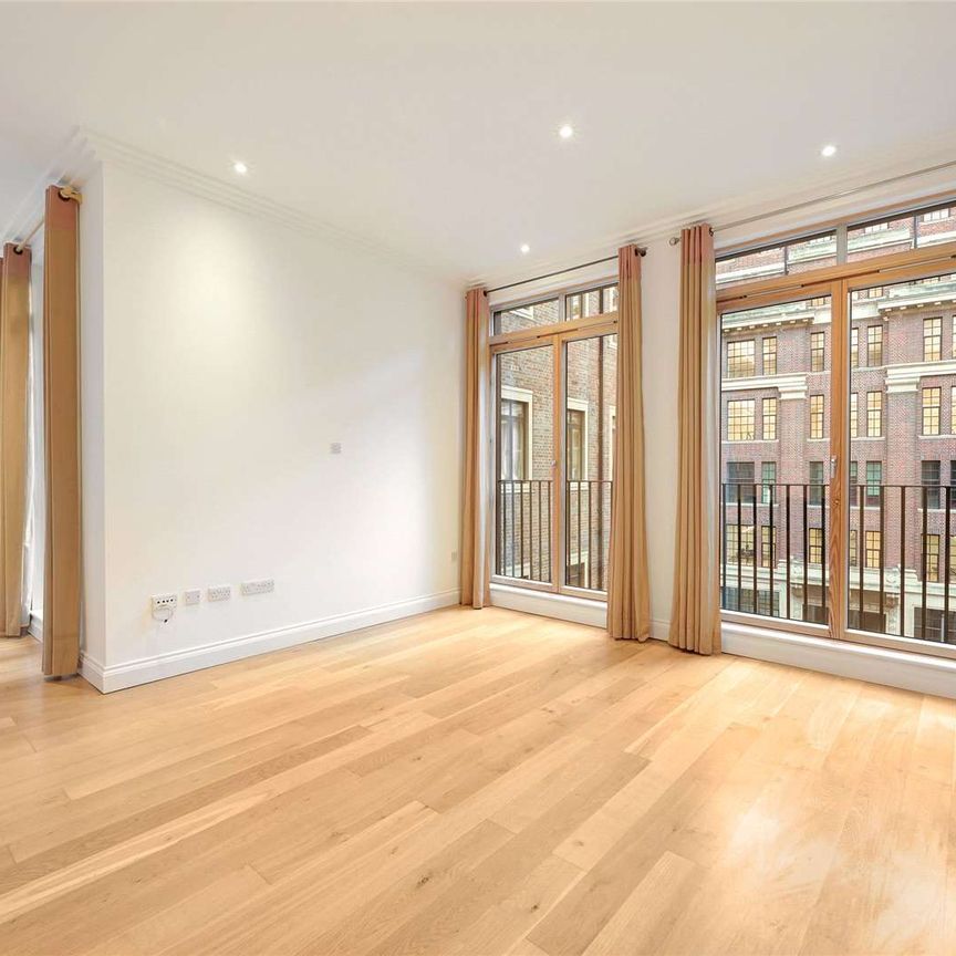 Impressive 3 bedroom, 3 bathroom lateral apartment which has just been fully redecorated. With 2 balconies, 24/7 concierge, garaged parking plus residents' gym. - Photo 1