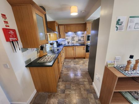 Property to let in St Andrews - Photo 5