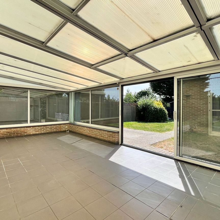 Alleenstaande woning met grote tuin en garage te Knokke - Foto 1