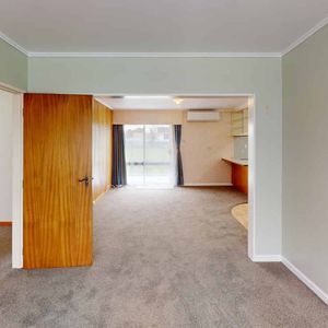 Westbrook - 3 Bedrooms - Photo 2