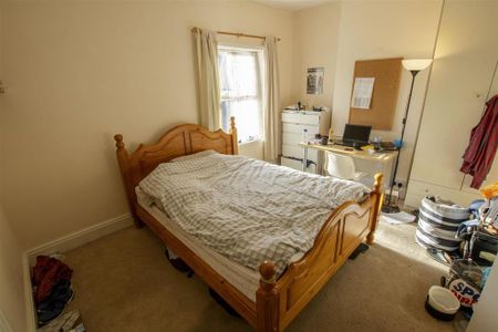 6 bedroom house to rent - Photo 4