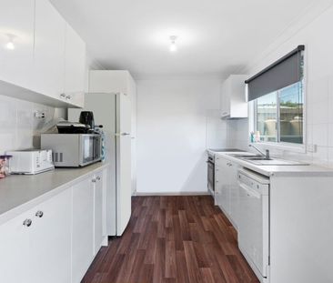 Home For Rent - Photo 3