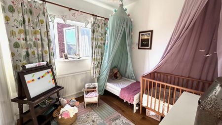 3 bedroom semi-detached house to rent - Photo 5