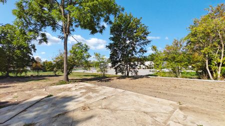 For Lease - 242 Muriel Street, Newmarket, Ontario - Photo 3