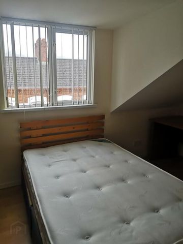 6 Agincourt Street, Belfast, BT7 1RB - Photo 4