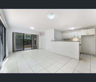 8/12 Murray Street, Northmead, NSW 2152 - Photo 4