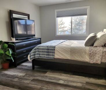 Unit 319, 18 Averill Street, Red Deer AB *furnished - Photo 2