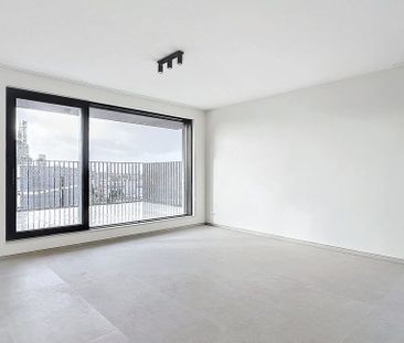 Appartement te huur in Schaarbeek voor € 2.300 met 3 slaapkamers - Foto 3