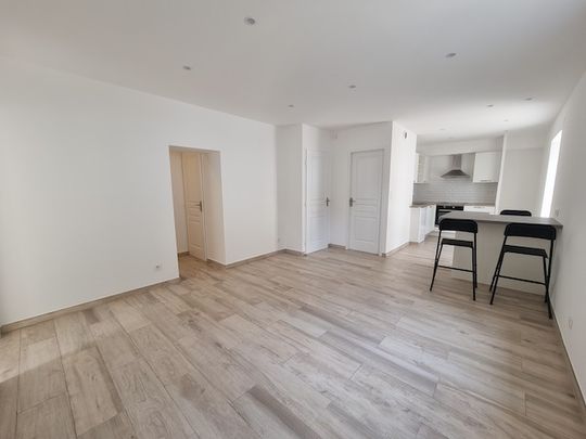 Location Appartement 2 pièces 52m² - Photo 1