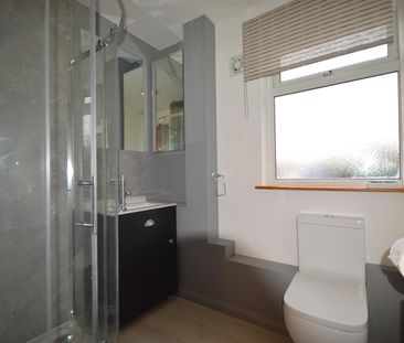 Paynes Hill, Salisbury - Photo 2