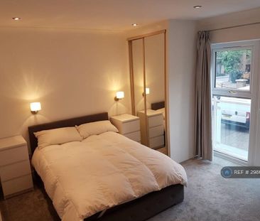 4 bedroom terraced house to rent - Photo 4