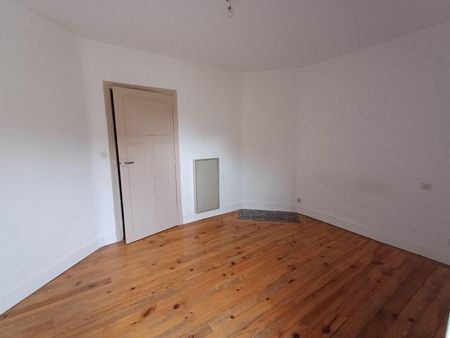 Location Appartement 3 pièces 80m² MILLAU 12100 - Photo 5