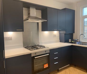 4 Bed End Terrace, Tivoli Road, SE27 - Photo 6