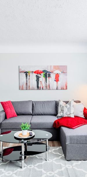 Warm and cozy 1 bedroom apartment - Grove St - Available Immediately - Photo 1