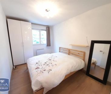Location Appartement 2 pièces 51m² LYON 8ème - Photo 4
