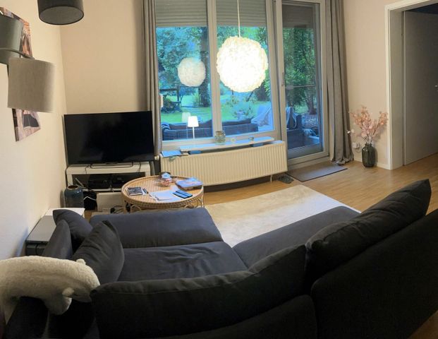LIST | Zentrale 2-Zi.-Wohnung mit Mietergarten und Terrasse | EBK vorhanden - Photo 1