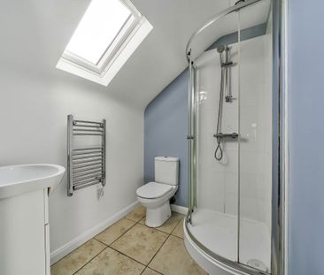 Top Floor Flat Abergail,, Felpham,, Felpham, - Photo 5