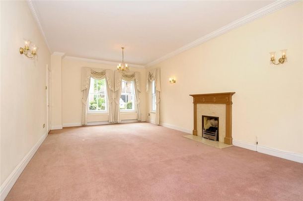 5 bedroom detached house to rent - Photo 1