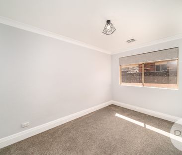27 Maple Road, Lake Albert NSW 2650 - Photo 4