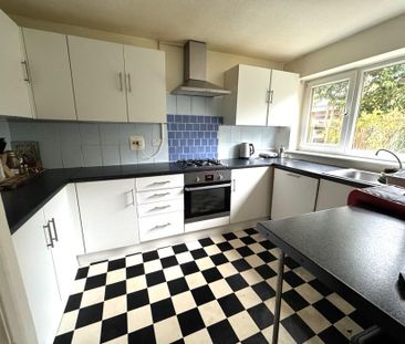3 bedroom detached house to rent - Photo 6