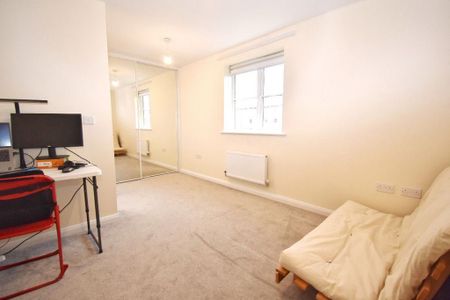 2 bedroom semi-detached house to rent - Photo 4