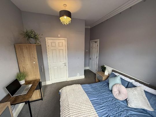 4 bedroom house to rent - Photo 1