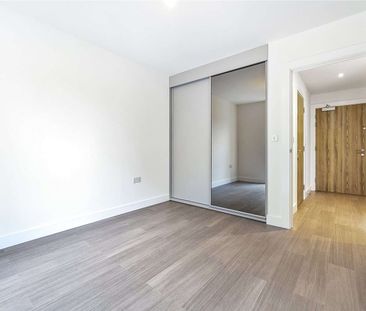 A brand new one bedroom apartment at Bankside Gardens completed by ... - Photo 1