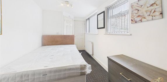 1 bedroom house to rent - Photo 2