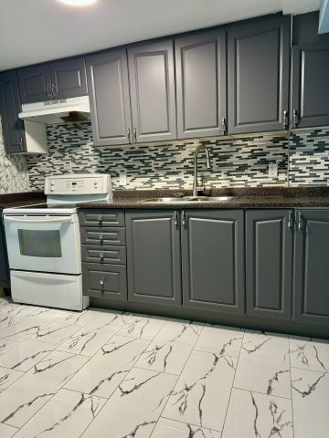 For Lease - 38 Nectarine Crescent, Brampton, Ontario - Photo 2