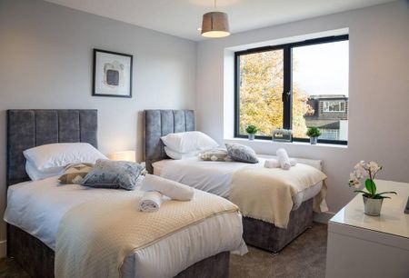3 bedroom semi-detached house to rent - Photo 4