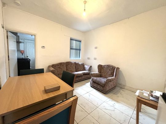 4 bedroom house to rent - Photo 1