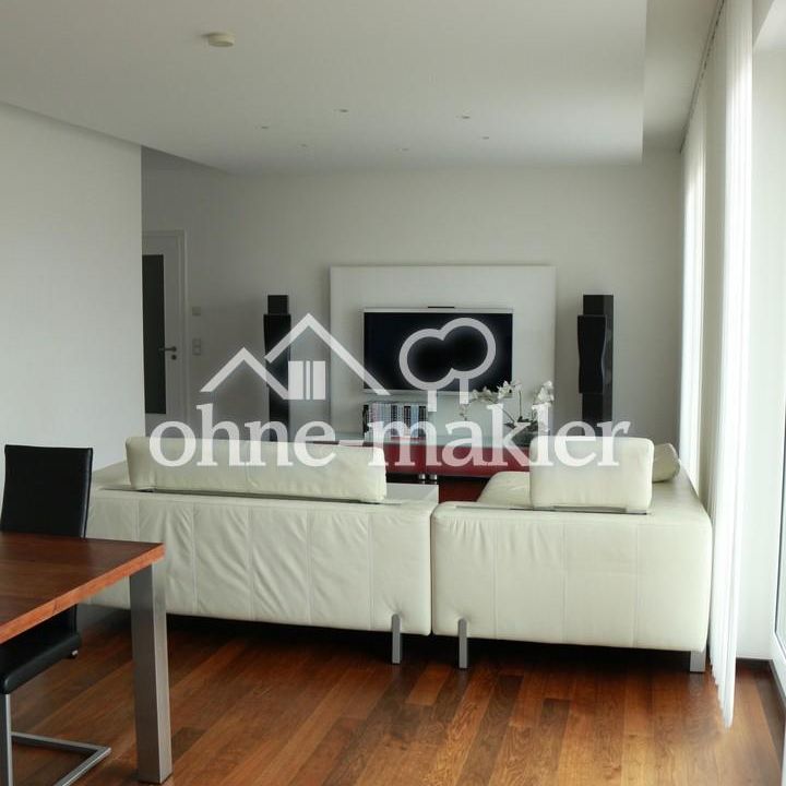 UNIKAT: Teilmöblierte helle 4,5-Zi-Penthouse mit umlaufender Dachterrasse in Frankfurt - Photo 1