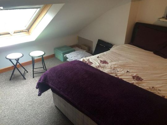 5 bedroom house to rent - Photo 1