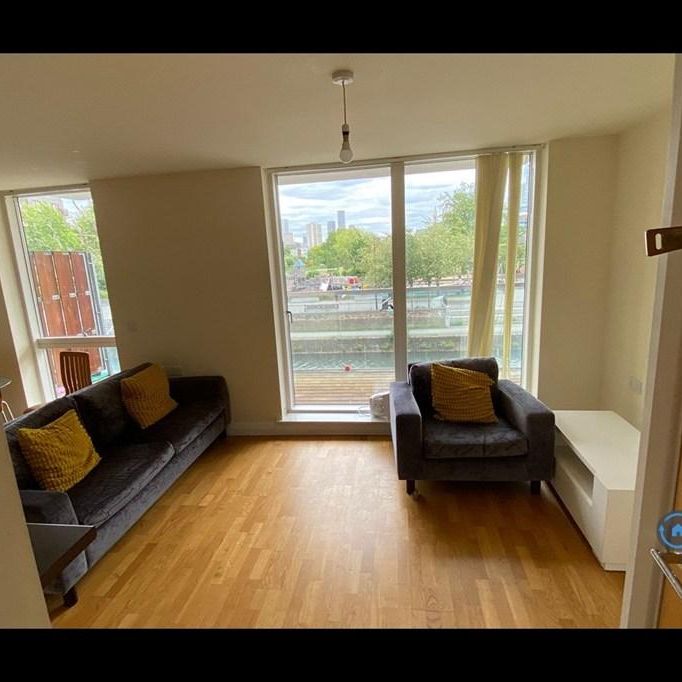 2 bedroom flat to rent - Photo 1