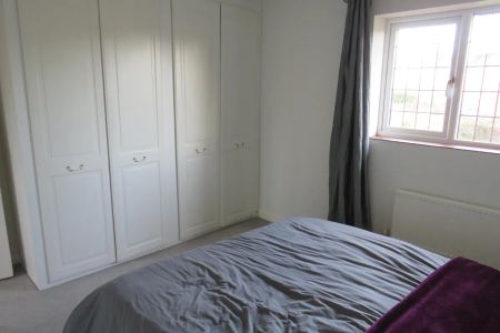 Oakington - Photo 5
