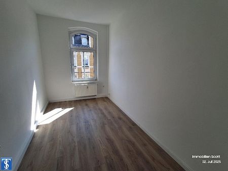 Neu renovierte 4-Zimmer-Wohnung mit Balkon am Stadtrand von Plauen! - Photo 5