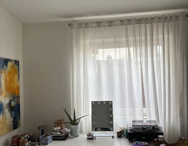 Zwischenmiete 1 Zimmerwohnung - Photo 1