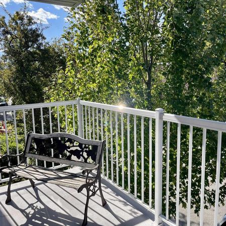 5 1/2 lumineux, chauffé, 1 stationnement déneigé - Photo 4