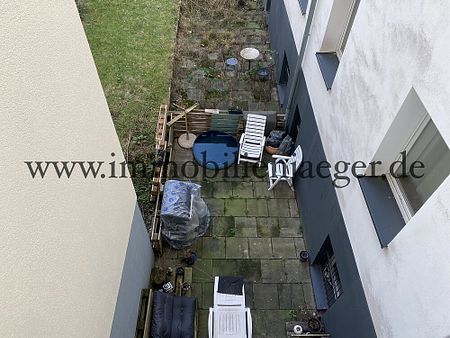 Im Herzen vom Karolinenviertel - gepflegter Altbau - Endetage mit großem Wohnzimmer, Holzdielen - Photo 2