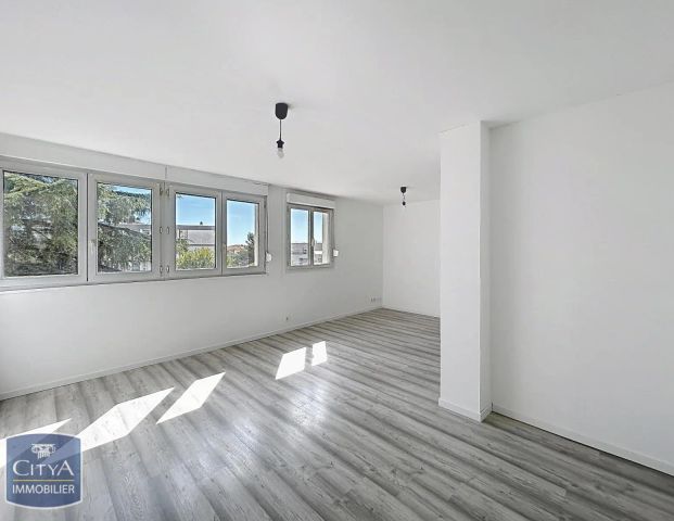 Appartement à louer 3 pièces 66.34m² - Photo 1