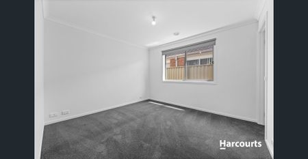 Modern Family Living in Edenbrook Estate - Photo 4